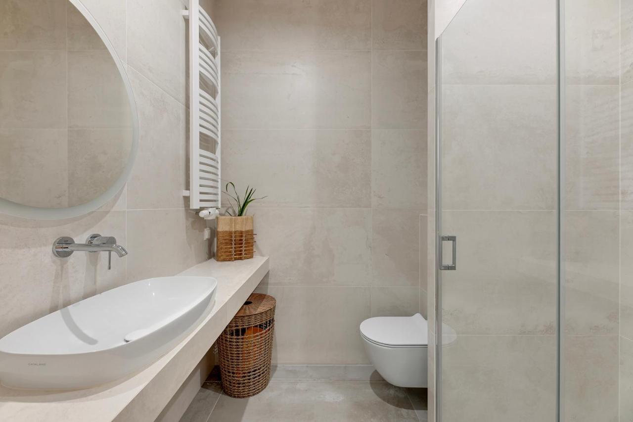 Comfort Apartments Nadmorski Dwor กดัญสก์ ภายนอก รูปภาพ